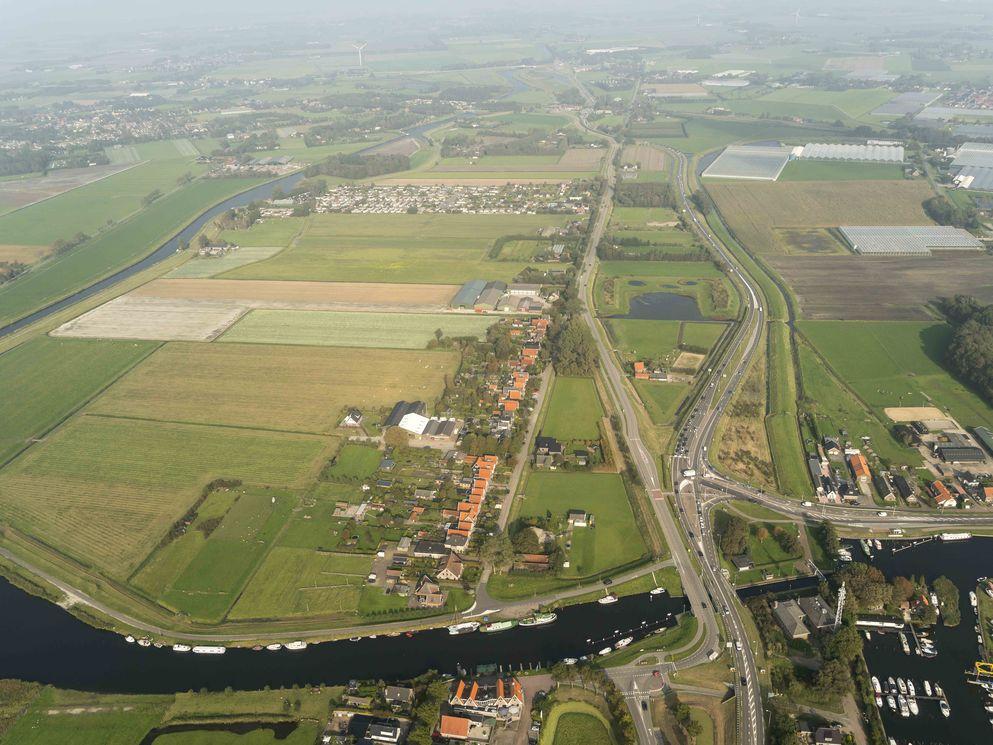 Luchtfoto Oude Provincialeweg N242